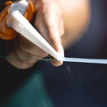 Tömítő és ragasztó anyagok