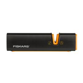 Fiskars Xsharp fejsze és késélező